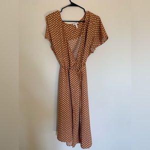 Lulu’s Leith polka dot midi dress